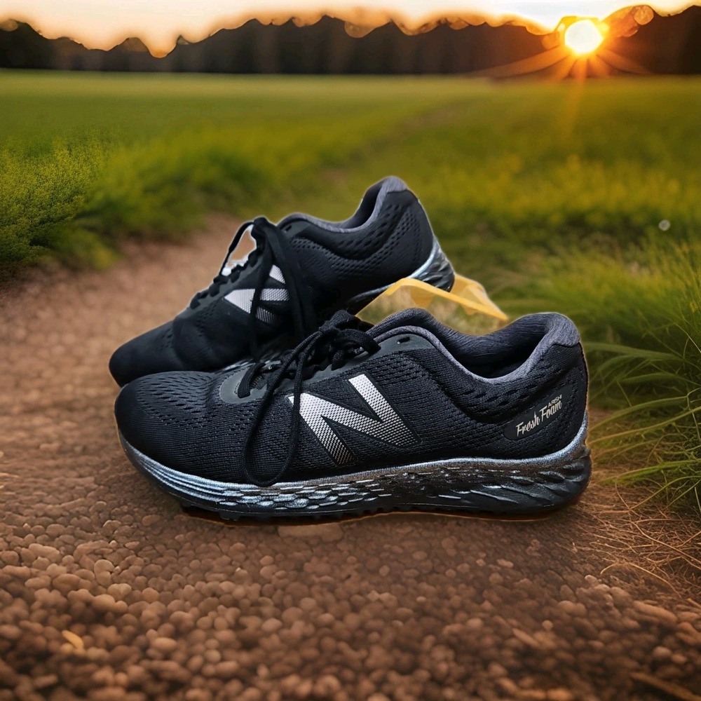 New Balance Arishi Fresh Foam Black Running Cross Training Shoes Womens Sz 7D